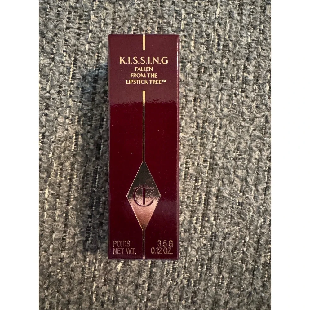 Charlotte Tilbury KISSING Lipstick Love Bite Warm Red Satin Finish 3.5g